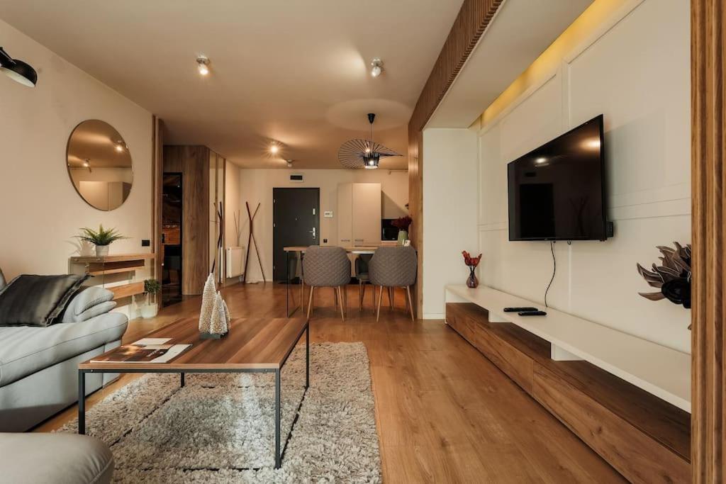 קלוז'-נאפוקה Nest Inn Magic Apartment מראה חיצוני תמונה